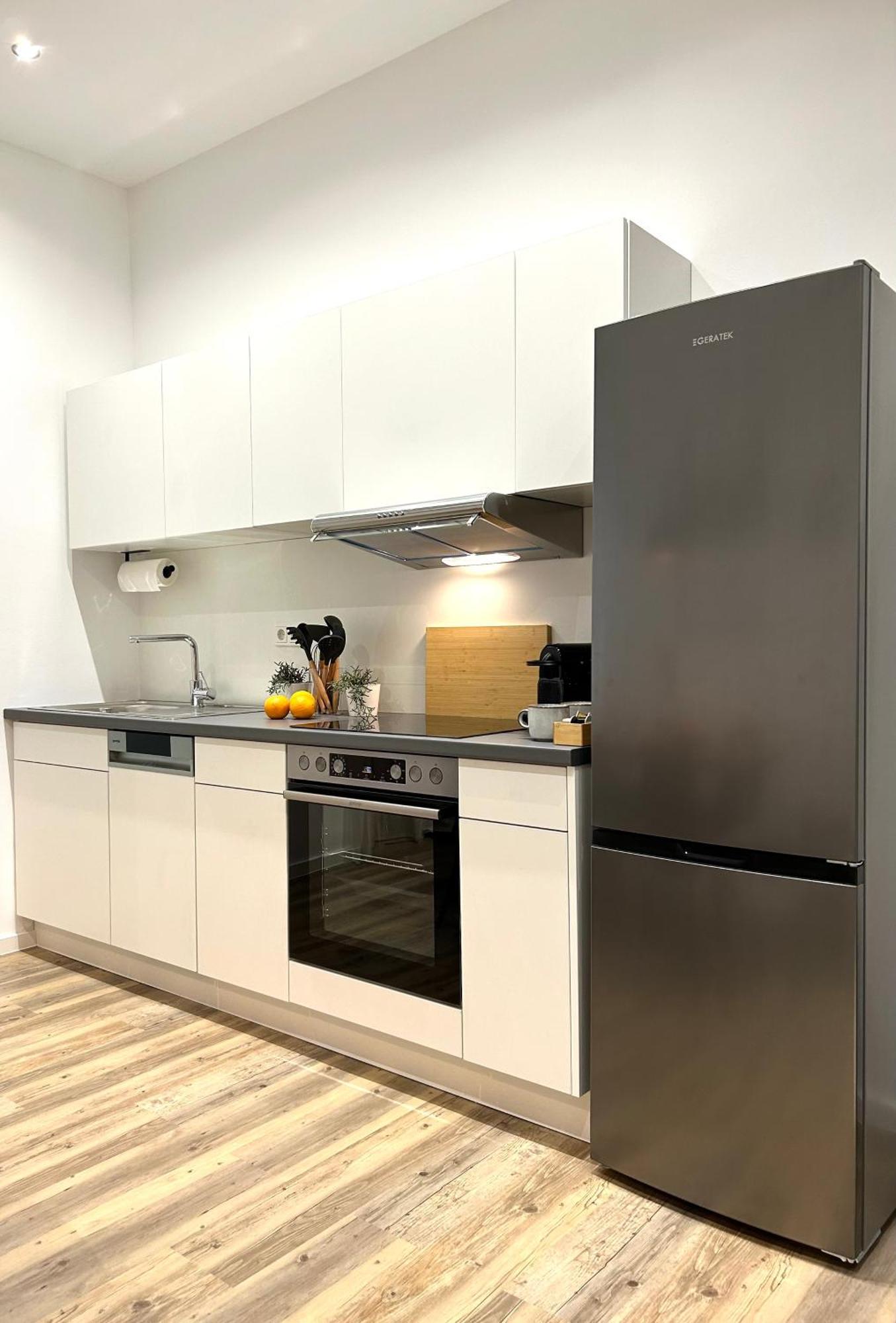 Designer City Apartment In Top Lage Fuer 6 Gaeste Karlsruhe Exterior foto
